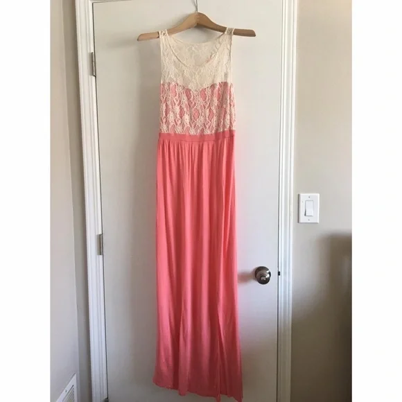 Lace Bodice Coral Slit Maxi Dress Lace Bodice Coral Slit Maxi Dress